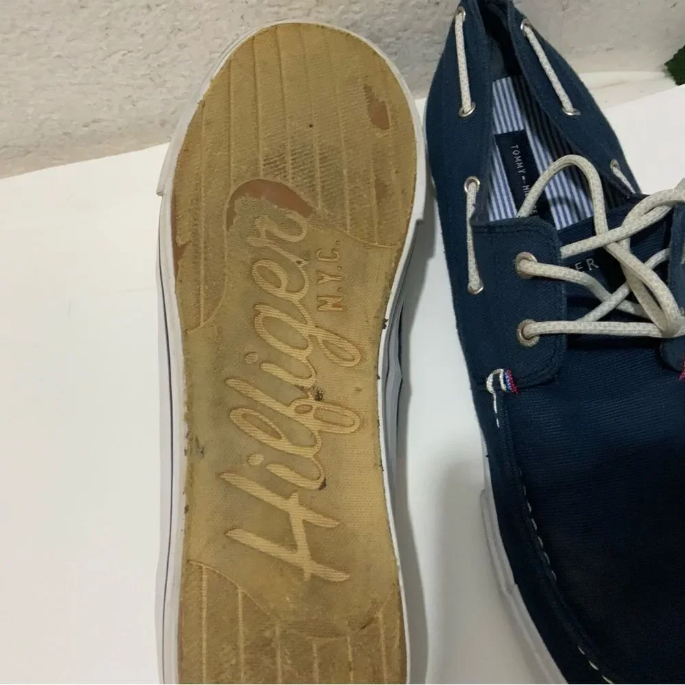 Men’s Tommy Hilfiger Low Top Boat Style Shoes Size 13